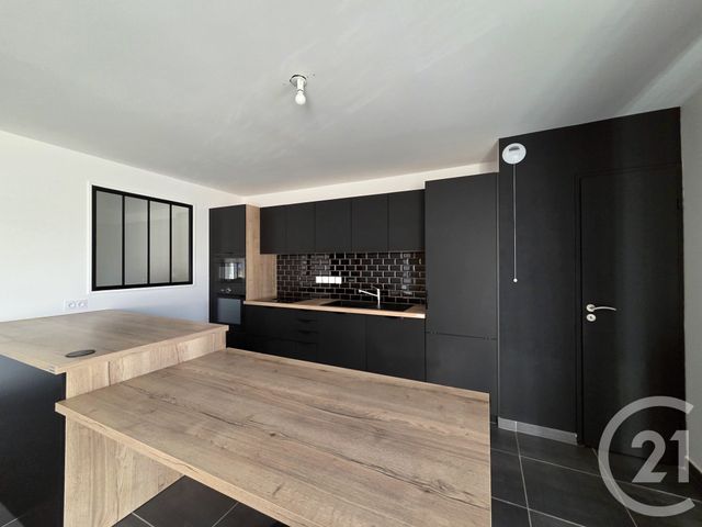 Appartement T4 à louer - 4 pièces - 88.85 m2 - GAP - 05 - PROVENCE-ALPES-COTE-D-AZUR - Century 21 Habitat