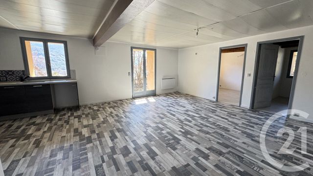 Appartement F3 à vendre - 3 pièces - 59.83 m2 - LETTRET - 05 - PROVENCE-ALPES-COTE-D-AZUR - Century 21 Habitat