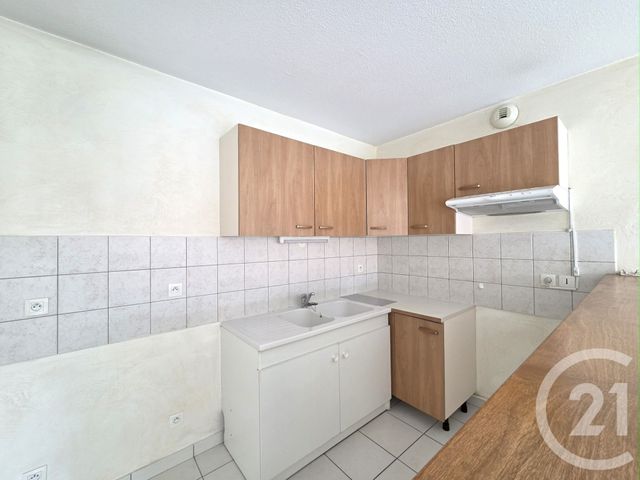 Appartement F2 à louer - 2 pièces - 58.42 m2 - GAP - 05 - PROVENCE-ALPES-COTE-D-AZUR - Century 21 Habitat