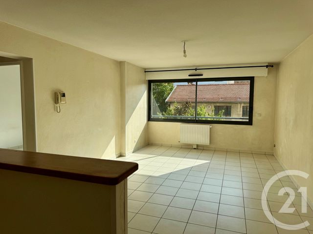 Appartement F2 à louer - 2 pièces - 58.42 m2 - GAP - 05 - PROVENCE-ALPES-COTE-D-AZUR - Century 21 Habitat