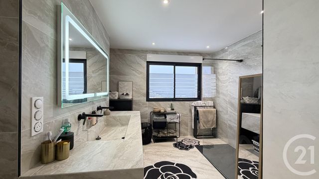 Appartement T4 à vendre - 4 pièces - 129.13 m2 - GAP - 05 - PROVENCE-ALPES-COTE-D-AZUR - Century 21 Habitat