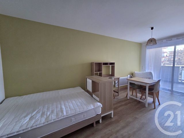 Appartement F1 à louer - 1 pièce - 28.81 m2 - GAP - 05 - PROVENCE-ALPES-COTE-D-AZUR - Century 21 Habitat