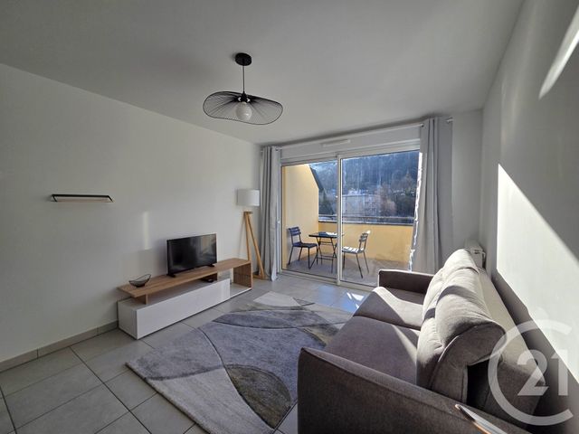 Appartement T2 à louer - 2 pièces - 43.9 m2 - GAP - 05 - PROVENCE-ALPES-COTE-D-AZUR - Century 21 Habitat