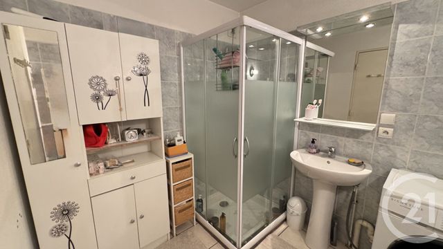 Appartement F4 à vendre - 4 pièces - 84.0 m2 - GAP - 05 - PROVENCE-ALPES-COTE-D-AZUR - Century 21 Habitat