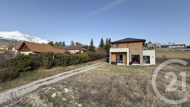 maison à vendre - 5 pièces - 113.08 m2 - LA ROCHE DES ARNAUDS - 05 - PROVENCE-ALPES-COTE-D-AZUR - Century 21 Habitat