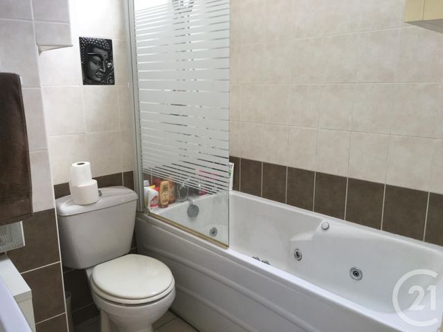 Appartement Duplex à louer - 2 pièces - 32.39 m2 - GAP - 05 - PROVENCE-ALPES-COTE-D-AZUR - Century 21 Habitat