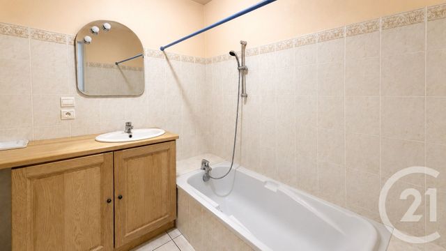 Appartement T2 à vendre - 2 pièces - 49.71 m2 - GAP - 05 - PROVENCE-ALPES-COTE-D-AZUR - Century 21 Habitat