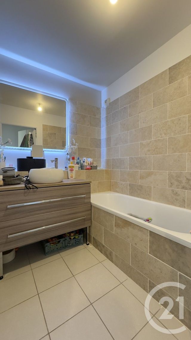 maison à vendre - 4 pièces - 82.03 m2 - GAP - 05 - PROVENCE-ALPES-COTE-D-AZUR - Century 21 Habitat