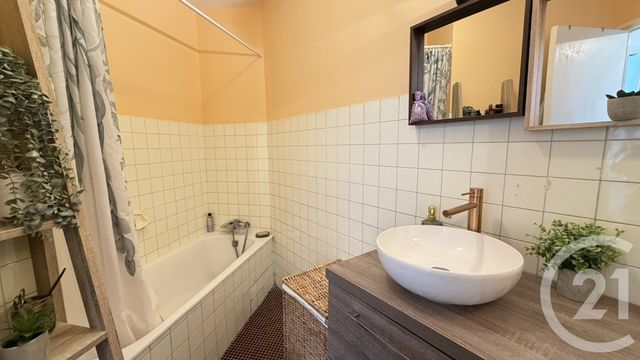 Appartement T3 à vendre - 3 pièces - 63.12 m2 - GAP - 05 - PROVENCE-ALPES-COTE-D-AZUR - Century 21 Habitat