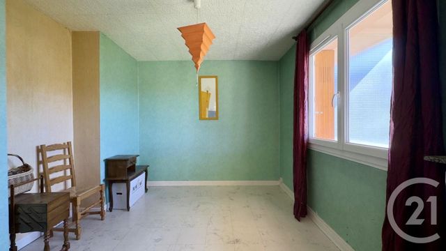 Appartement T4 à vendre - 4 pièces - 72.58 m2 - GAP - 05 - PROVENCE-ALPES-COTE-D-AZUR - Century 21 Habitat