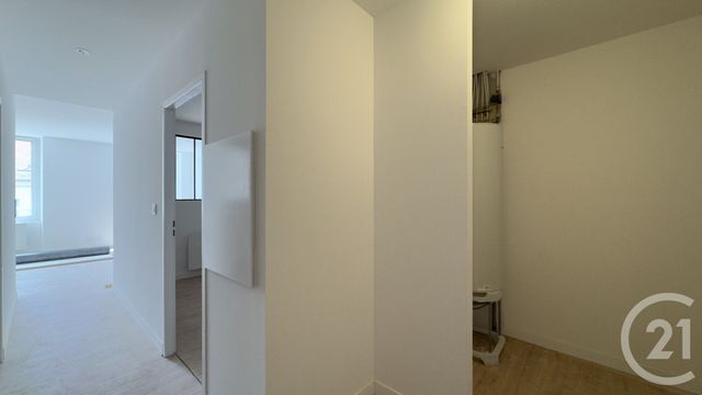 Appartement F2 bis à vendre - 3 pièces - 49.7 m2 - GAP - 05 - PROVENCE-ALPES-COTE-D-AZUR - Century 21 Habitat