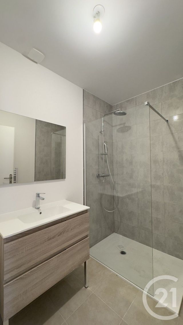 Appartement F2 bis à vendre - 3 pièces - 49.7 m2 - GAP - 05 - PROVENCE-ALPES-COTE-D-AZUR - Century 21 Habitat