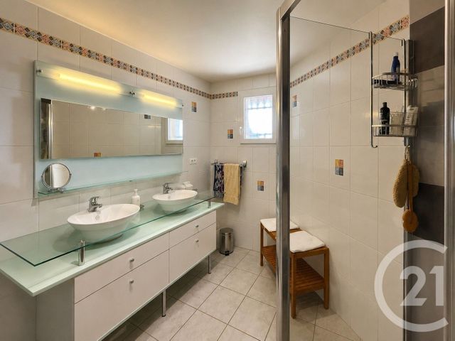 maison à vendre - 4 pièces - 123.26 m2 - GAP - 05 - PROVENCE-ALPES-COTE-D-AZUR - Century 21 Habitat