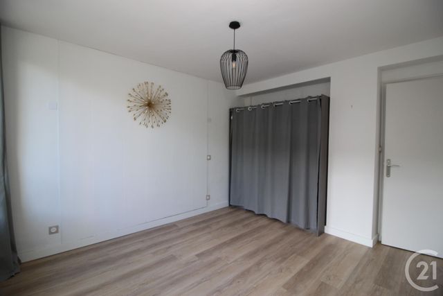 Appartement F4 à louer - 4 pièces - 92.99 m2 - GAP - 05 - PROVENCE-ALPES-COTE-D-AZUR - Century 21 Habitat