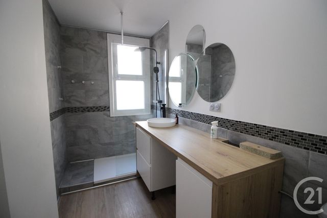 Appartement F4 à louer - 4 pièces - 92.99 m2 - GAP - 05 - PROVENCE-ALPES-COTE-D-AZUR - Century 21 Habitat