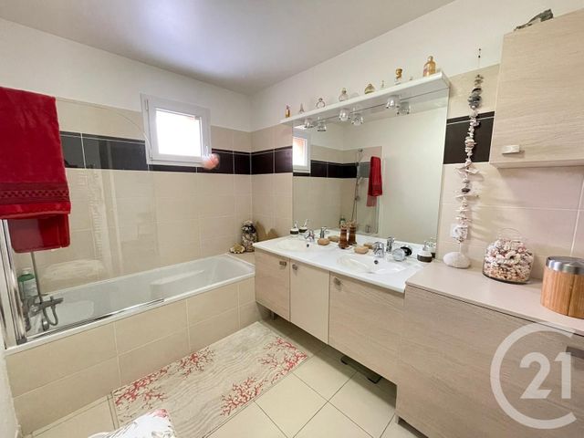 Appartement T4 à vendre - 4 pièces - 88.87 m2 - GAP - 05 - PROVENCE-ALPES-COTE-D-AZUR - Century 21 Habitat