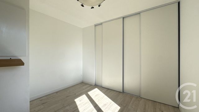 Appartement F4 à vendre - 4 pièces - 80.27 m2 - GAP - 05 - PROVENCE-ALPES-COTE-D-AZUR - Century 21 Habitat
