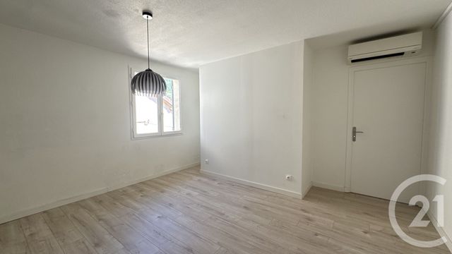 Appartement F4 à vendre - 4 pièces - 80.27 m2 - GAP - 05 - PROVENCE-ALPES-COTE-D-AZUR - Century 21 Habitat