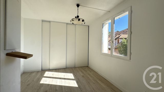 Appartement F4 à vendre - 4 pièces - 80.27 m2 - GAP - 05 - PROVENCE-ALPES-COTE-D-AZUR - Century 21 Habitat