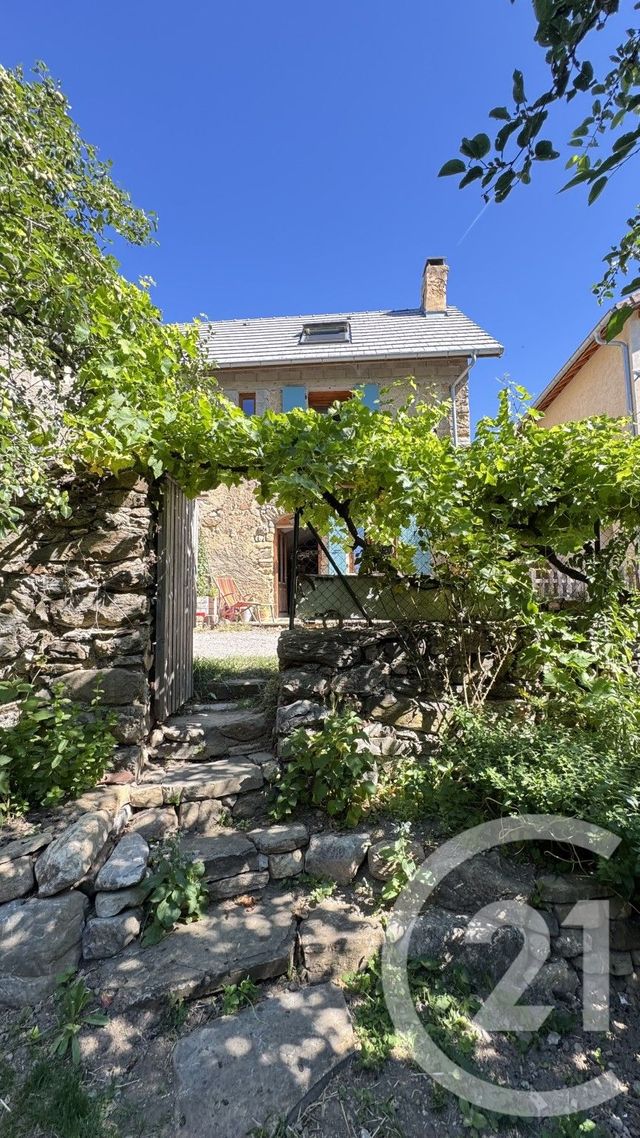 maison à vendre - 4 pièces - 56.99 m2 - LA ROCHE DES ARNAUDS - 05 - PROVENCE-ALPES-COTE-D-AZUR - Century 21 Habitat
