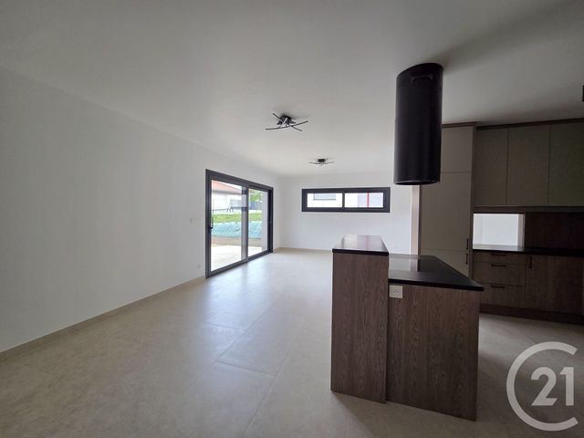 maison à louer - 4 pièces - 110.63 m2 - LA FREISSINOUSE - 05 - PROVENCE-ALPES-COTE-D-AZUR - Century 21 Habitat