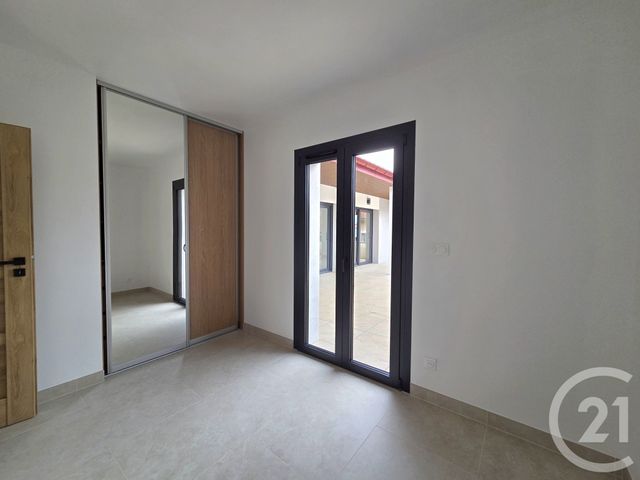 maison à louer - 4 pièces - 110.96 m2 - LA FREISSINOUSE - 05 - PROVENCE-ALPES-COTE-D-AZUR - Century 21 Habitat