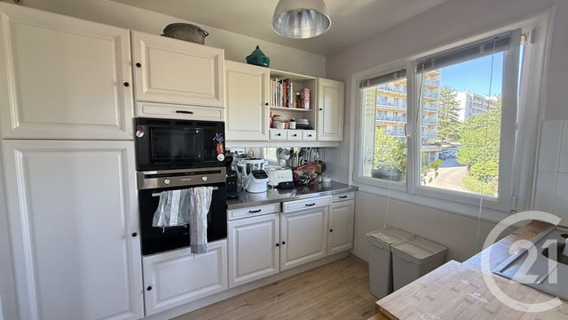 Appartement T5 à vendre - 5 pièces - 104.69 m2 - GAP - 05 - PROVENCE-ALPES-COTE-D-AZUR - Century 21 Habitat