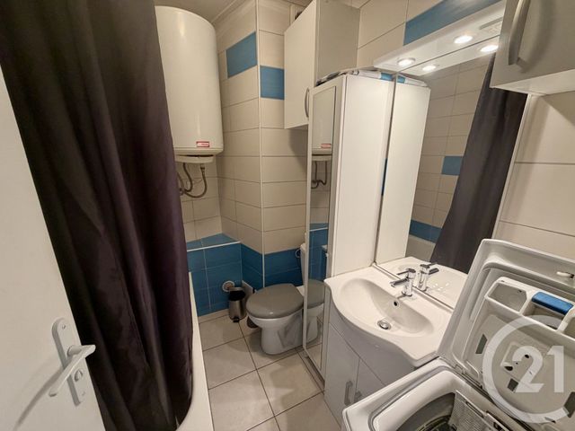 Appartement F2 à louer - 2 pièces - 33.0 m2 - GAP - 05 - PROVENCE-ALPES-COTE-D-AZUR - Century 21 Habitat