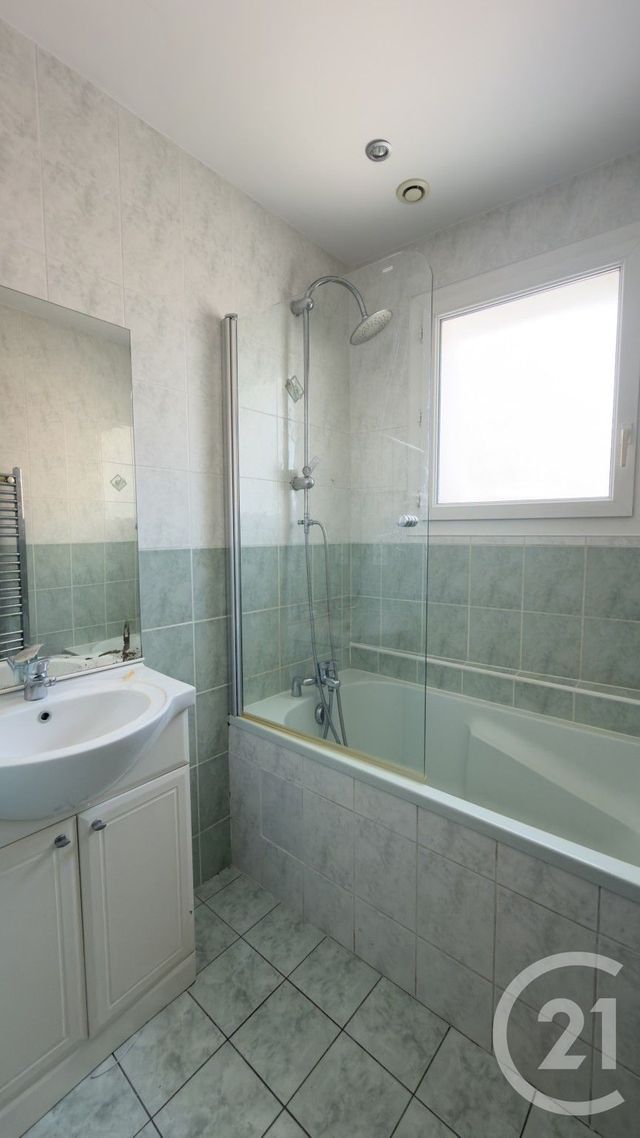 Appartement Duplex à vendre - 3 pièces - 57.49 m2 - GAP - 05 - PROVENCE-ALPES-COTE-D-AZUR - Century 21 Habitat