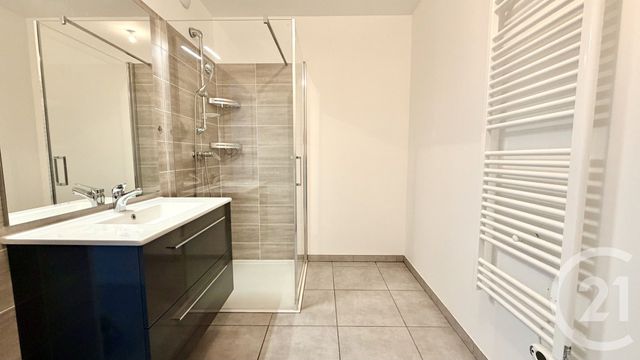 Appartement T2 à vendre - 2 pièces - 42.79 m2 - GAP - 05 - PROVENCE-ALPES-COTE-D-AZUR - Century 21 Habitat