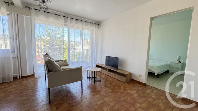 Appartement F2 à vendre - 2 pièces - 41.2 m2 - GAP - 05 - PROVENCE-ALPES-COTE-D-AZUR - Century 21 Habitat