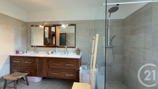maison à vendre - 10 pièces - 270.48 m2 - LA ROCHE DES ARNAUDS - 05 - PROVENCE-ALPES-COTE-D-AZUR - Century 21 Habitat