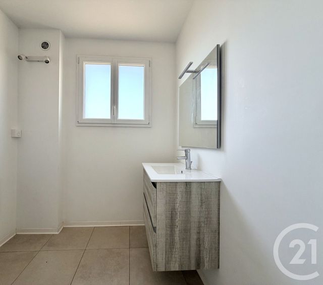 Appartement T3 à vendre - 3 pièces - 84.78 m2 - GAP - 05 - PROVENCE-ALPES-COTE-D-AZUR - Century 21 Habitat