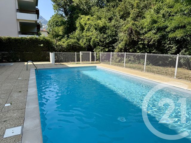 Appartement F2 à louer - 2 pièces - 45.0 m2 - GAP - 05 - PROVENCE-ALPES-COTE-D-AZUR - Century 21 Habitat