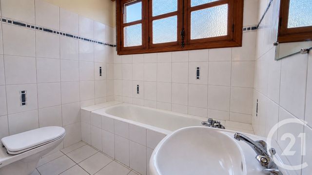 Appartement T3 à vendre - 3 pièces - 57.92 m2 - GAP - 05 - PROVENCE-ALPES-COTE-D-AZUR - Century 21 Habitat