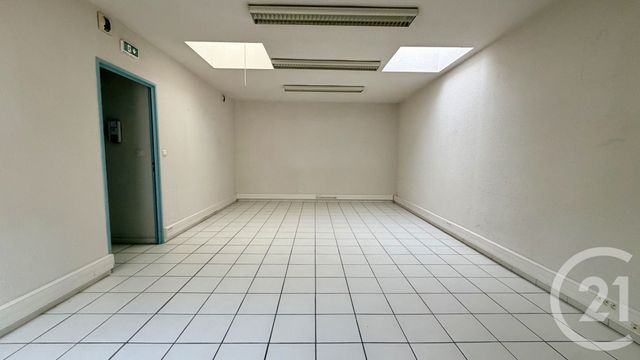 Appartement Local à vendre - 6 pièces - 169.76 m2 - GAP - 05 - PROVENCE-ALPES-COTE-D-AZUR - Century 21 Habitat