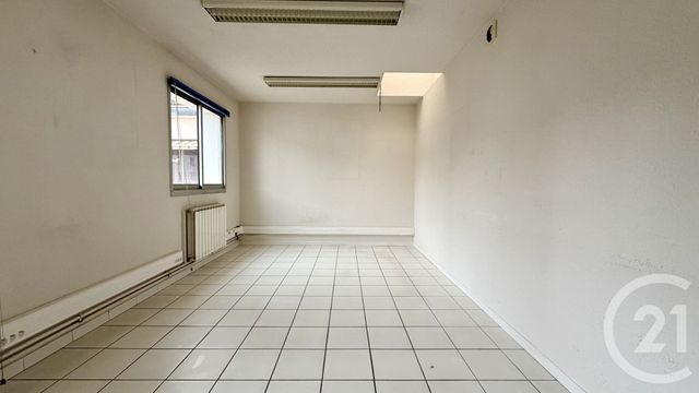 Appartement Local à vendre - 6 pièces - 169.76 m2 - GAP - 05 - PROVENCE-ALPES-COTE-D-AZUR - Century 21 Habitat