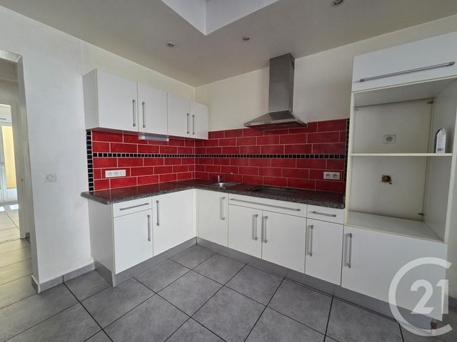 Appartement F2 à louer - 2 pièces - 65.44 m2 - GAP - 05 - PROVENCE-ALPES-COTE-D-AZUR - Century 21 Habitat