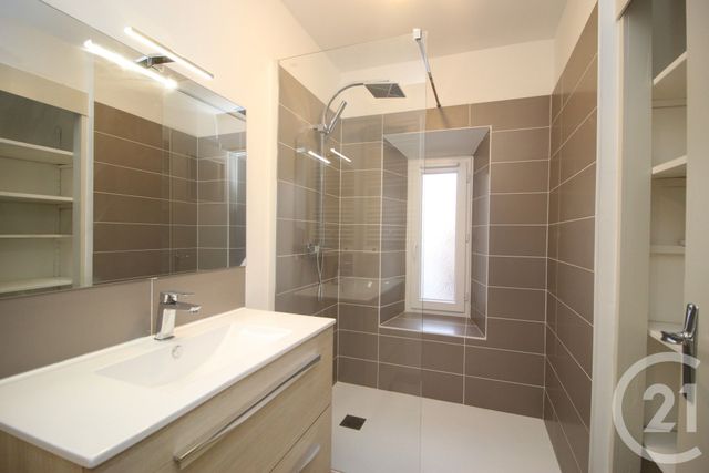 Appartement F3 à louer - 3 pièces - 46.98 m2 - GAP - 05 - PROVENCE-ALPES-COTE-D-AZUR - Century 21 Habitat