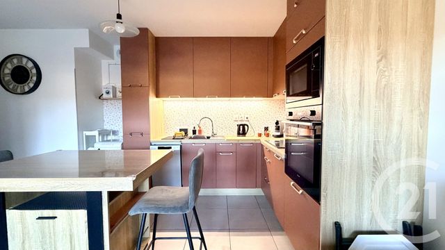 Appartement T3 à vendre - 3 pièces - 62.17 m2 - GAP - 05 - PROVENCE-ALPES-COTE-D-AZUR - Century 21 Habitat